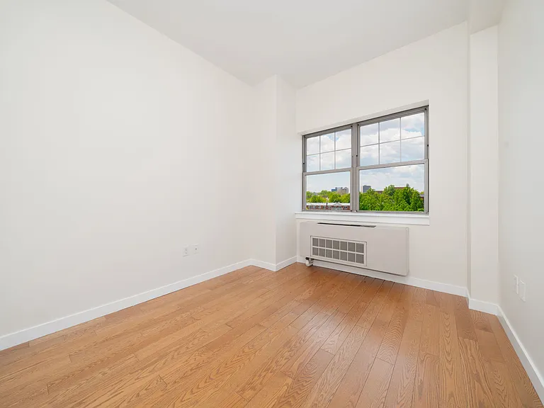 75-25 153rd St #551 — Photo 13