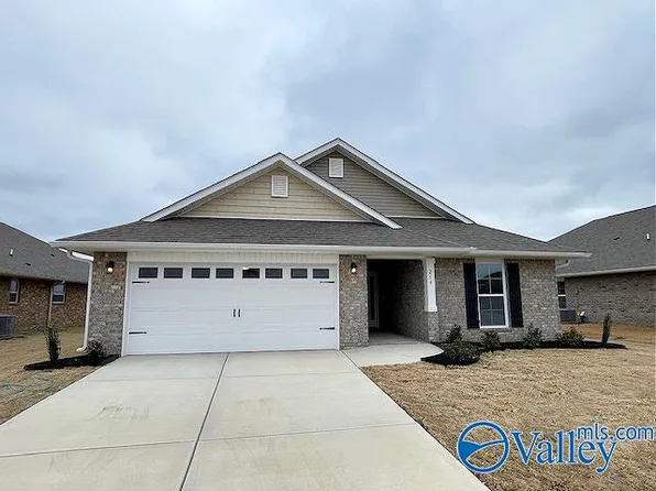 219 Gwinnett Dr, Madison, AL 35756