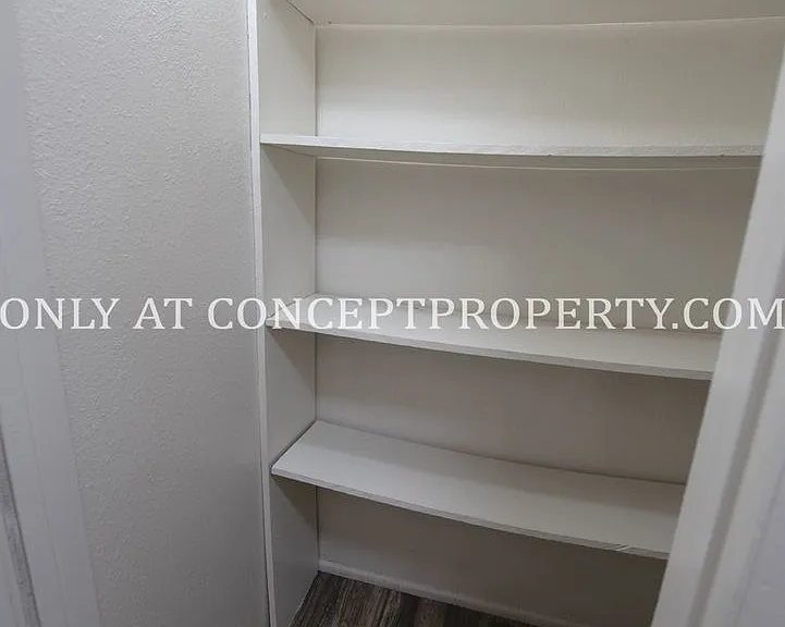 6660 S 1300 W — Photo 57