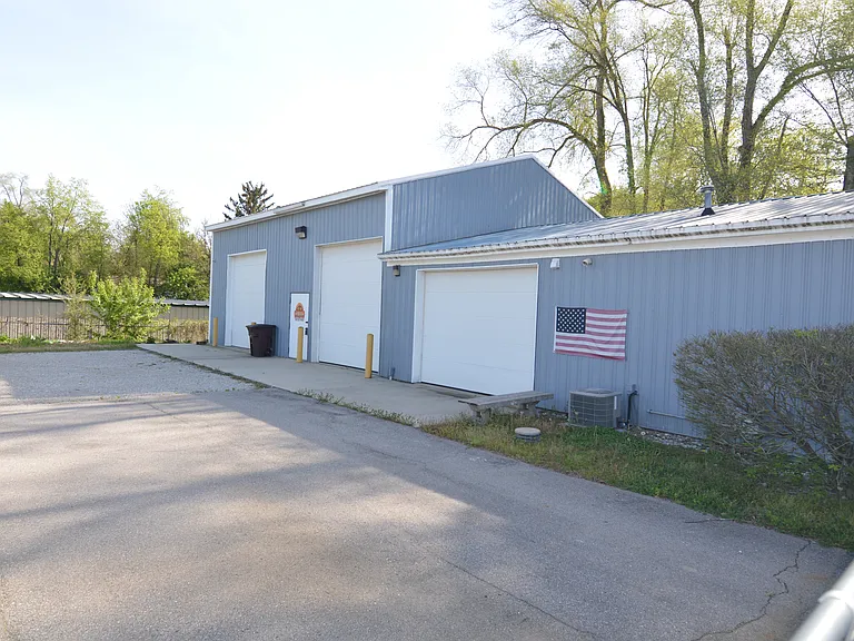 1640 E Bristol St — Photo 4