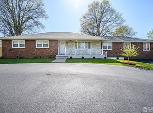 560 Spotswd Engtwn Rd, Monroe Township, NJ 08831