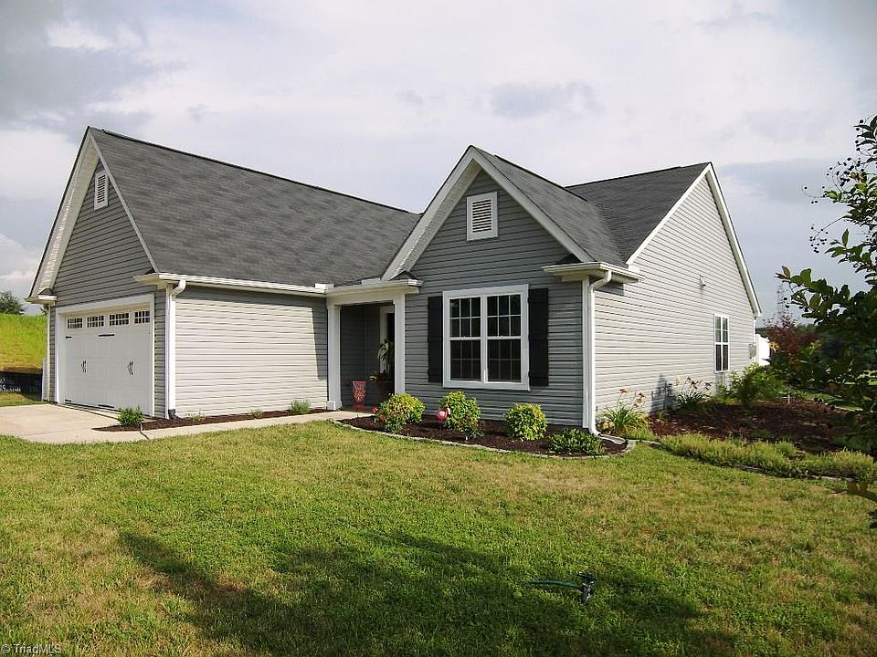 2nd image of 5041 Long Branch Dr