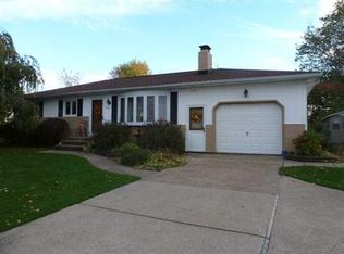 6071 Knoyle Rd, Erie, PA 16510