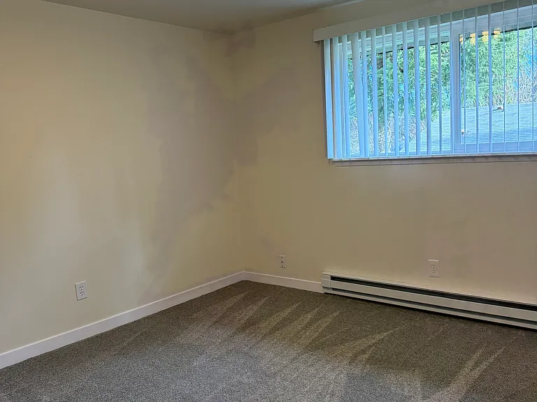 631 Israel Rd SW #C — Photo 6