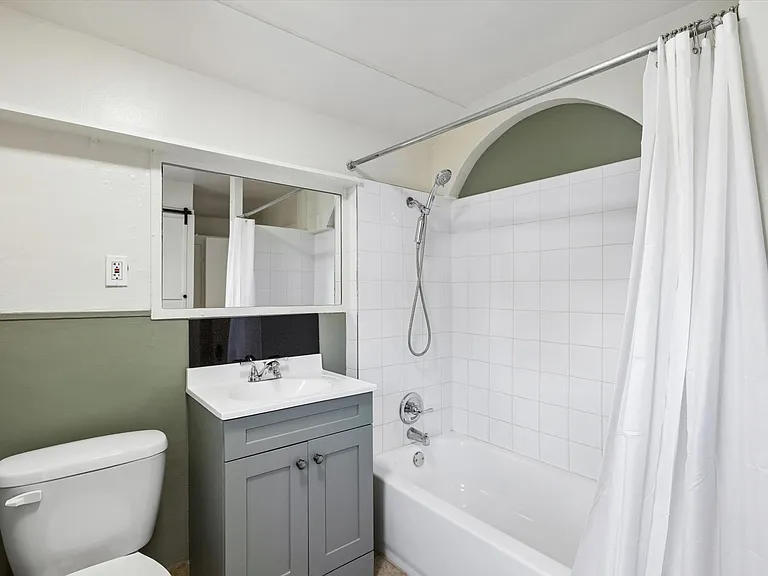 1435 S Lincoln St #1435 — Photo 9