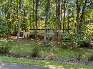 1055 Oak View Dr, Tobaccoville, NC 27050