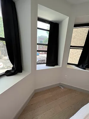 Rented by Delmark Realty LLC | media 14