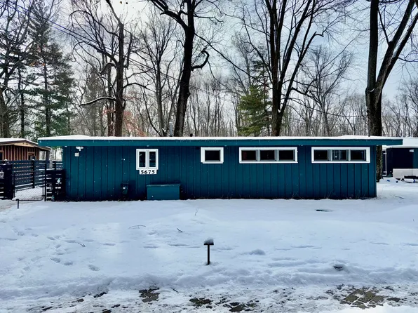 5675 E Tulip Trl, Knox, IN 46534
