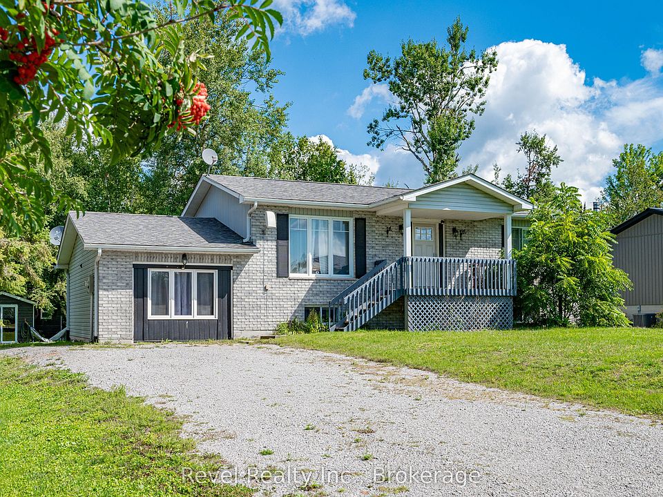 1st image of 40 Greenwood Cres