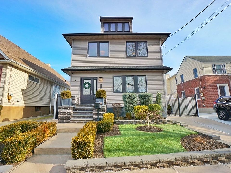 1st image of 137 Bryant Ave