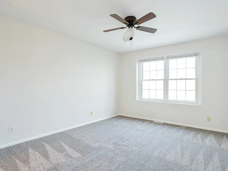 1254 S Zeno Way #E — Photo 13