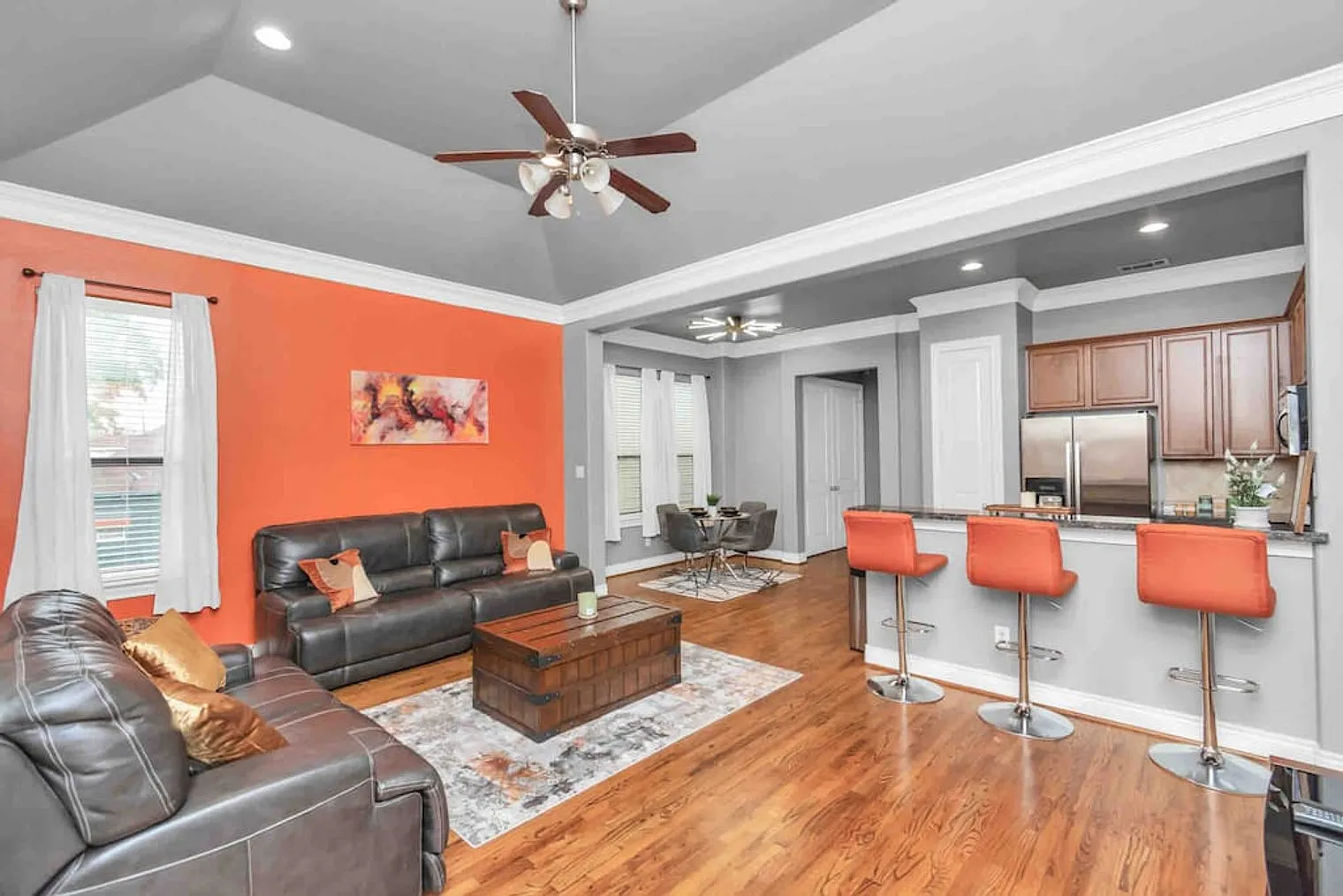 3 bed, 3.0 bath, 2292 sqft, $2,844 — Photo 1