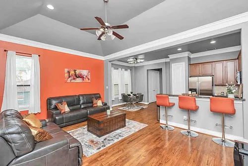 2521 Saint Emanuel St #ID1047945P Photo 1
