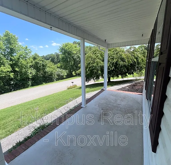 7728 Chapel Bend Dr — Photo 2
