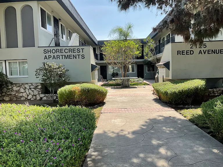 2125 Reed Ave #101 — Photo 1
