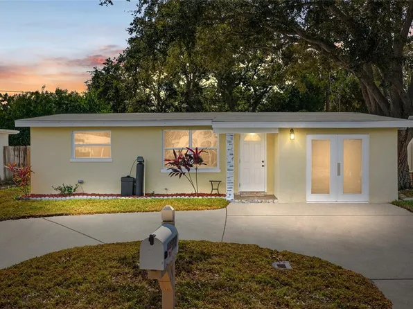 10578 117th Dr, Largo, FL 33773