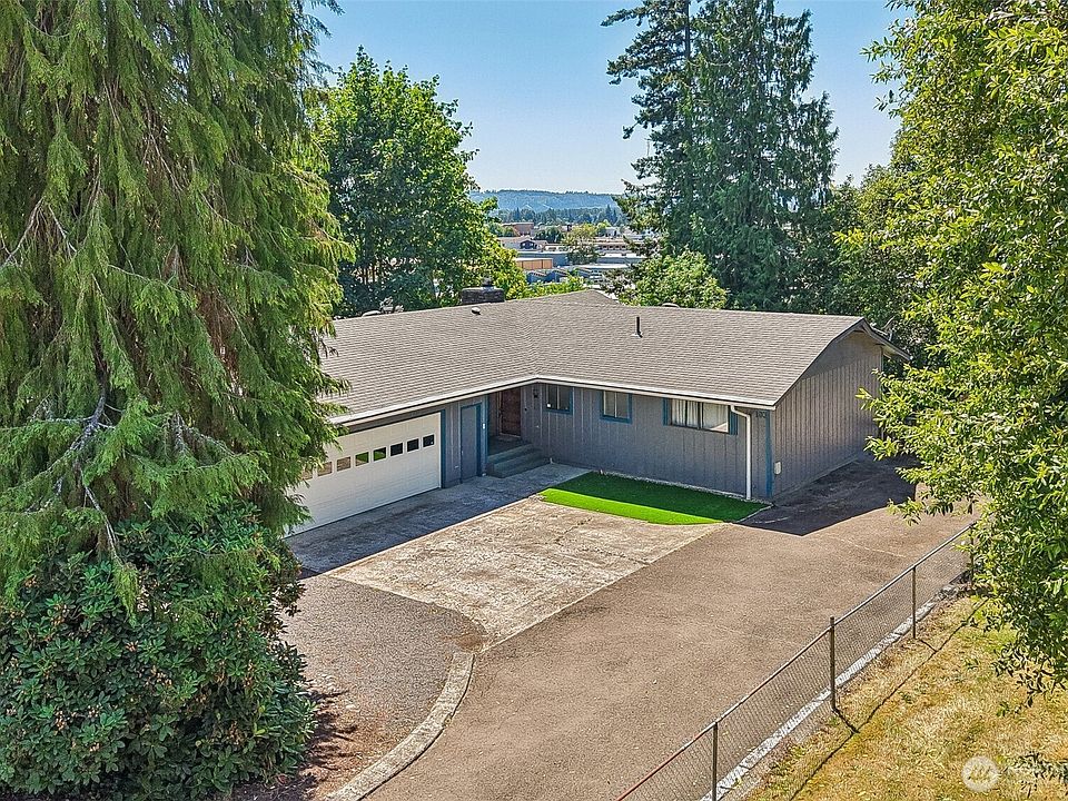 1st image of 103 N 21st Avenue