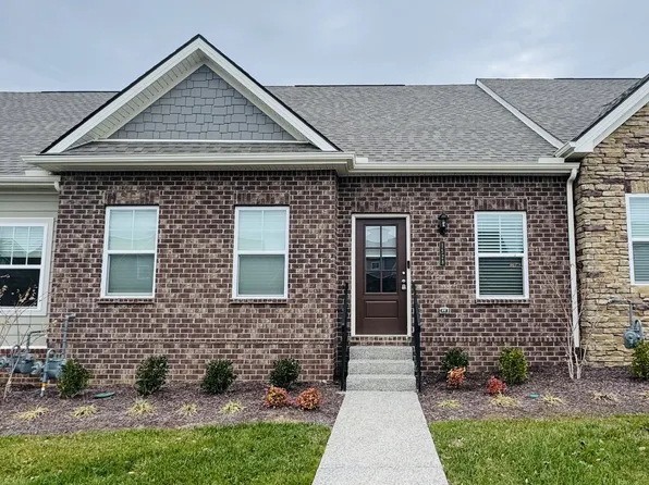 1528 Cedarbrooke Ln, Lebanon, TN 37090