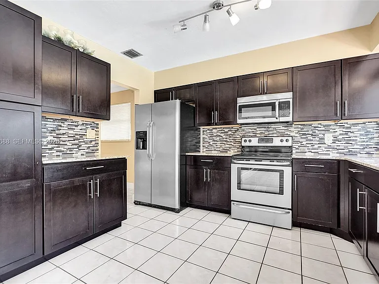 7953 Panama St — Photo 41