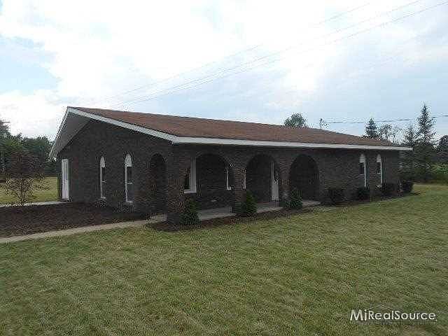 1st image of 2676 S Summers Rd
