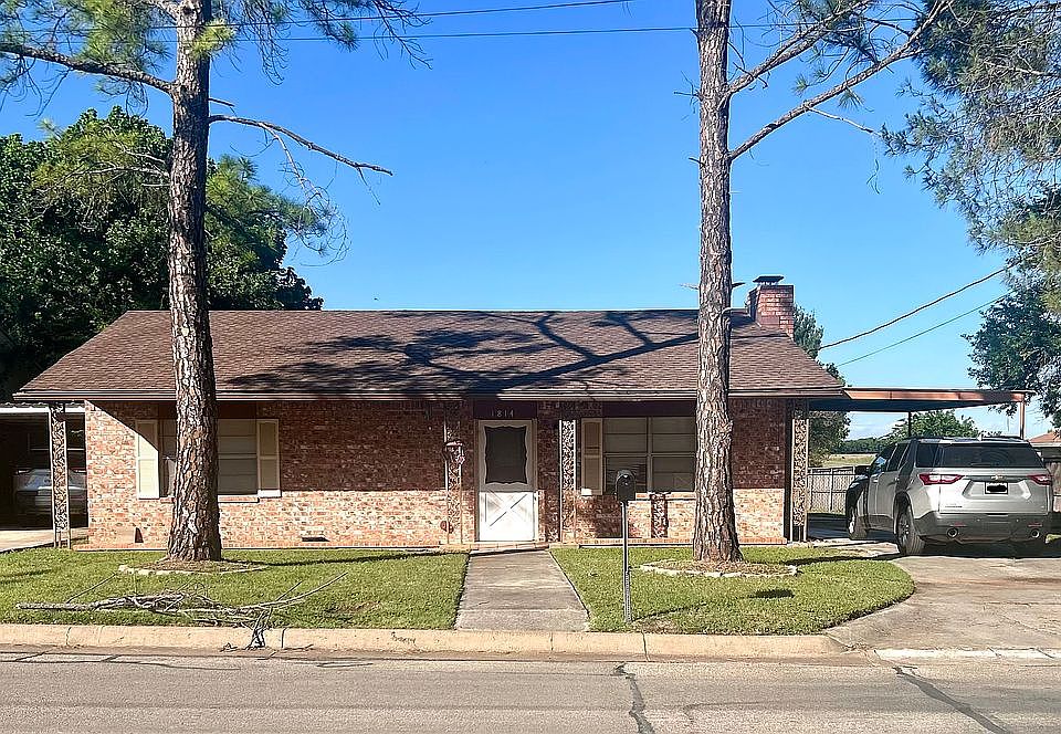 1st image of 1814 Vine St