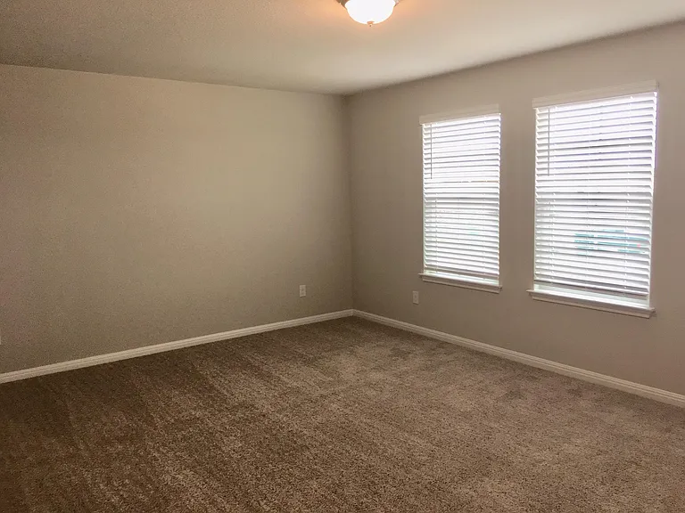3073 Blantyre Bnd — Photo 11