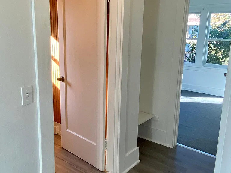 107 W Alder St — Photo 14
