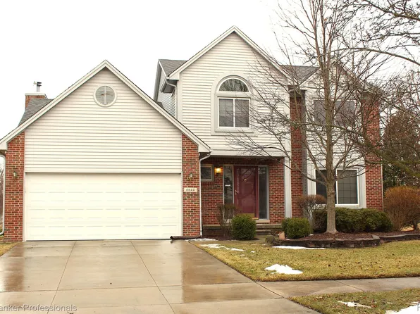 6644 Fox Hills Rd, Canton, MI 48187