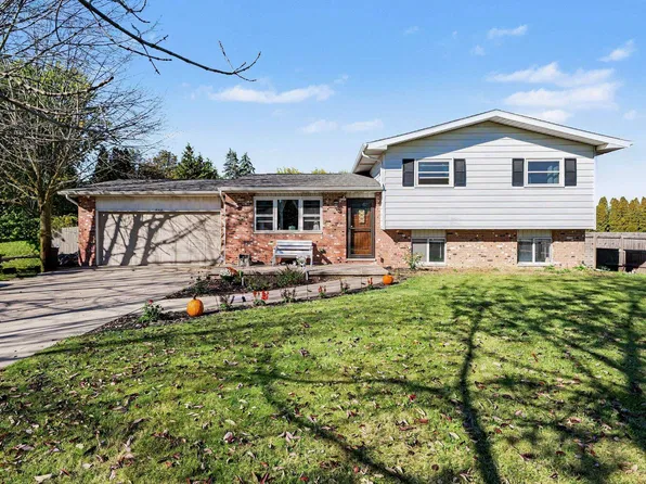 2145 Cass Avenue Rd, Bay City, MI 48708