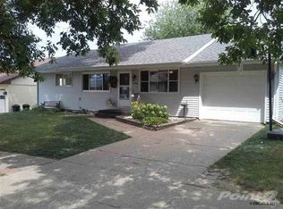 1746 Vizaleea Dr, Dubuque, IA 52002