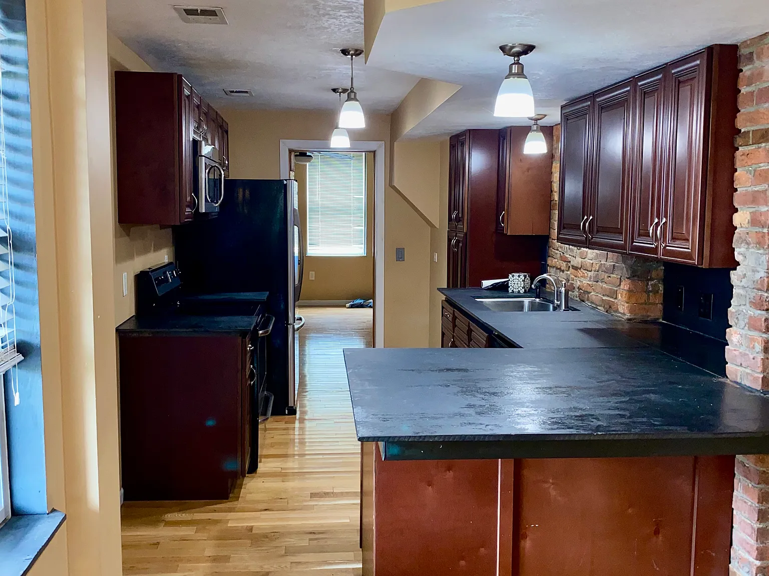 1 bed, $1,350 — Photo 3