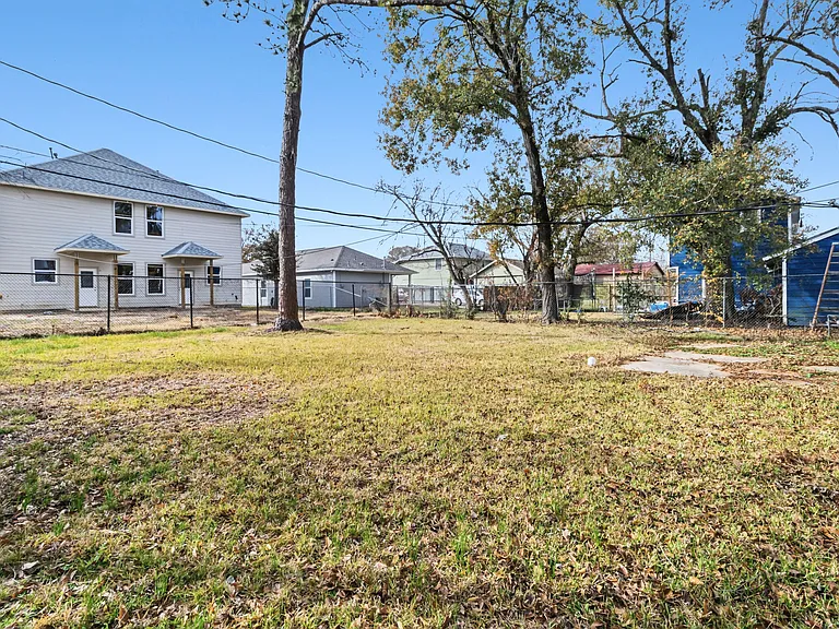5914 Southcrest St — Photo 17