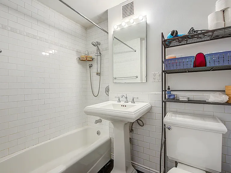 45 Tudor City Pl #1607 — Photo 5