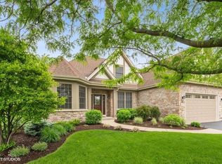 652 Avon Ct, Elburn, IL 60119