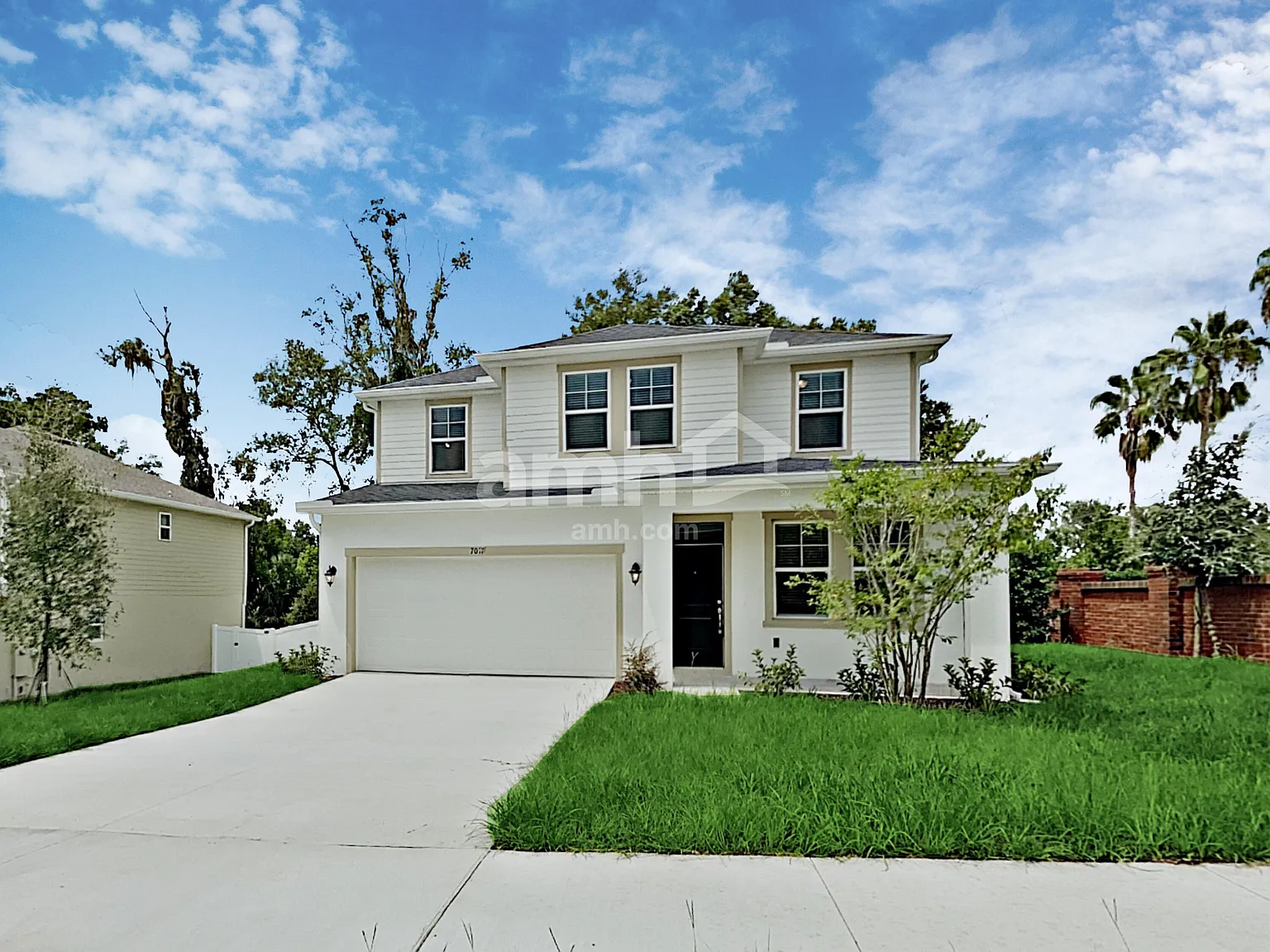 4 bed, 2.5 bath, 2298 sqft, $2,750 — Photo 1