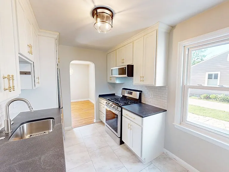2543 Mount Holyoke Rd — Photo 10
