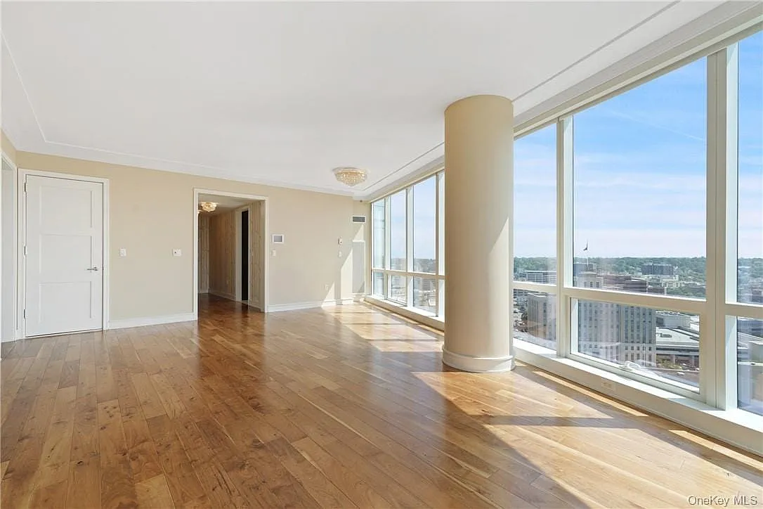 2 bed, 2.5 bath, 1650 sqft, $7,500 — Photo 4