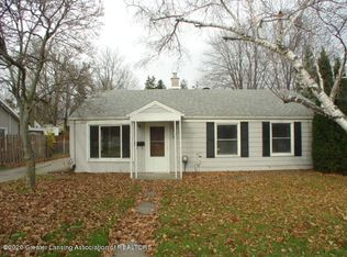 2828 Risley Dr, Lansing, MI 48917