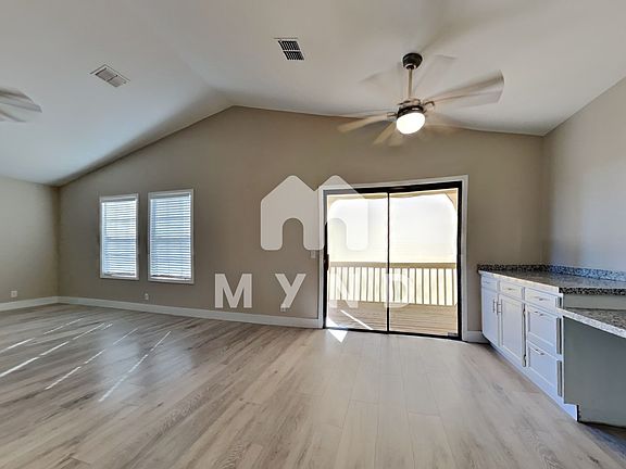 5th image of 921 S Val Vista Dr Unit 86