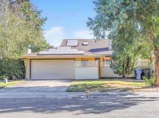 462 De Mar Dr, Sacramento, CA 95831