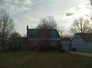 7174 Hosbrook Rd, Cincinnati, OH 45243
