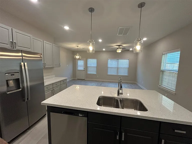 1511 Revolution Way — Photo 10