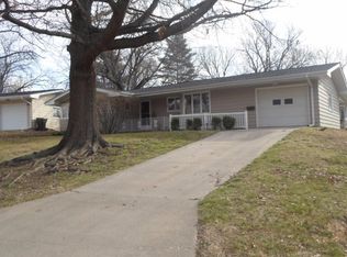 1741 Park Ln, Keokuk, IA 52632