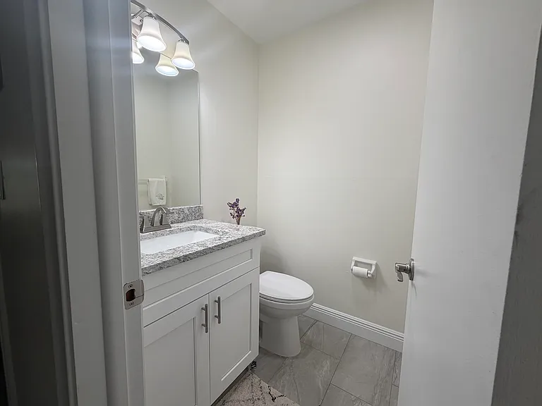 705 High Point Blvd N #C — Photo 13