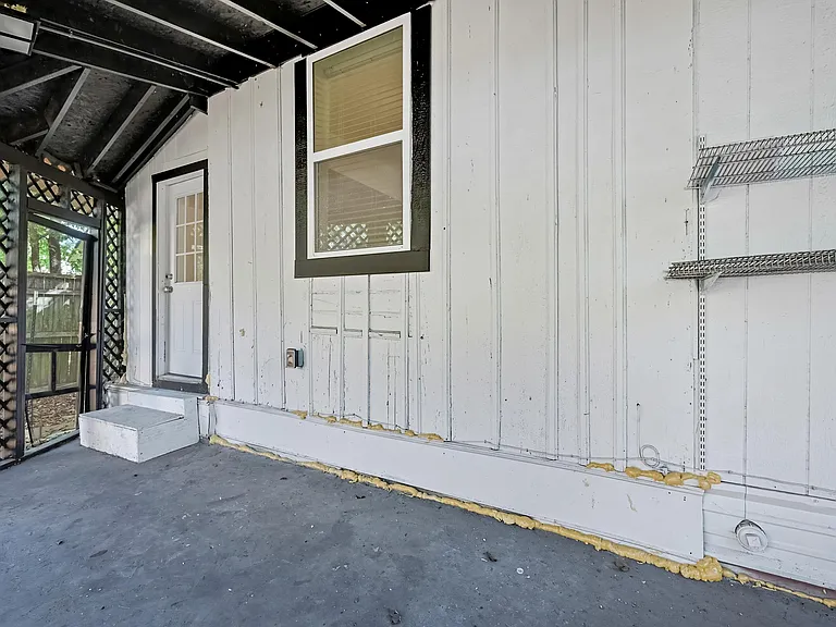 728 S Elm St — Photo 15