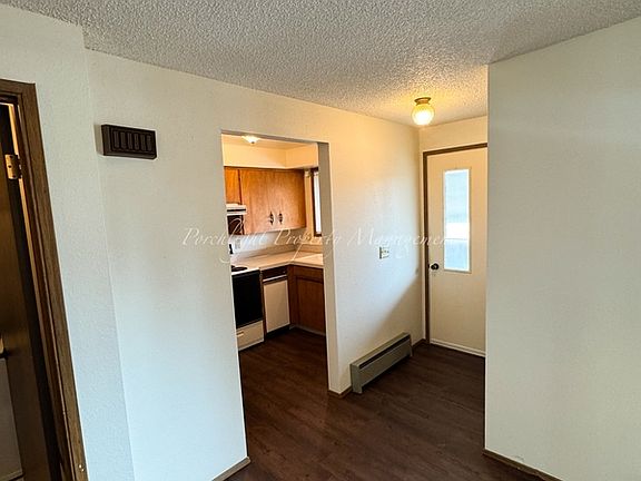 5th image of 403 La Villa Dr