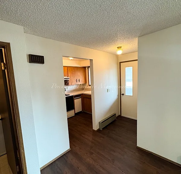403 La Villa Dr — Photo 5