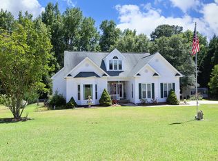 243 Bradley Dr, Benson, NC 27504