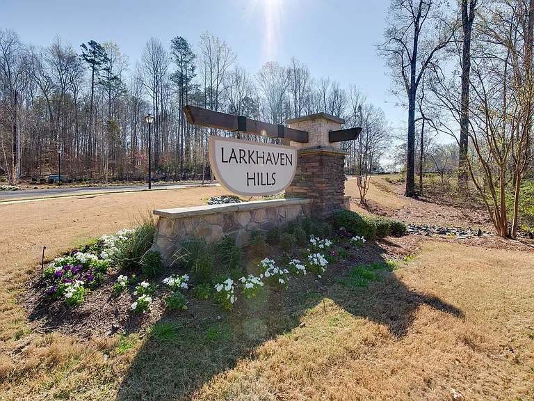 4009 Woodland View Dr — Photo 61