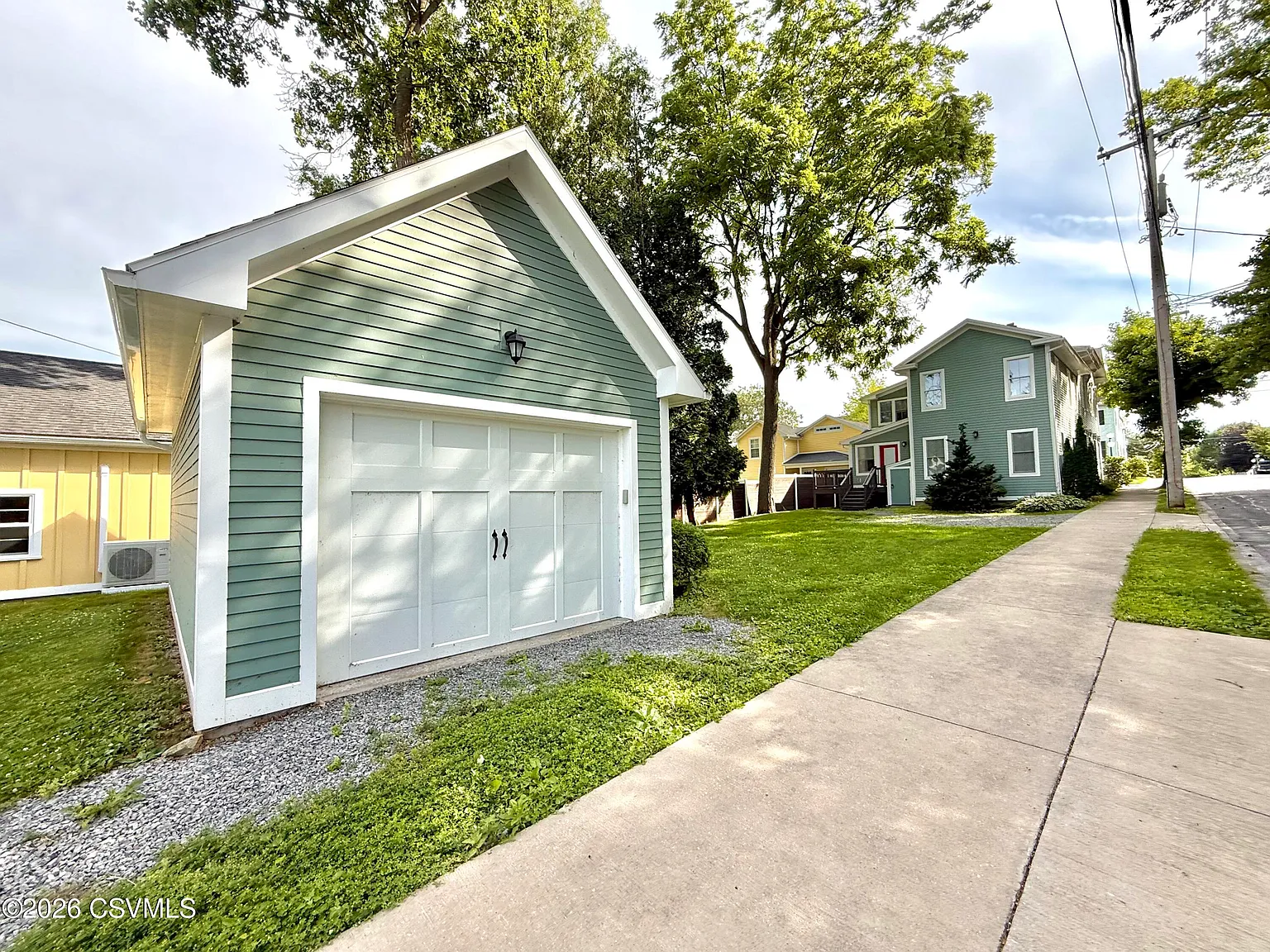 4 bed, 2998 sqft, $3,000 — Photo 4